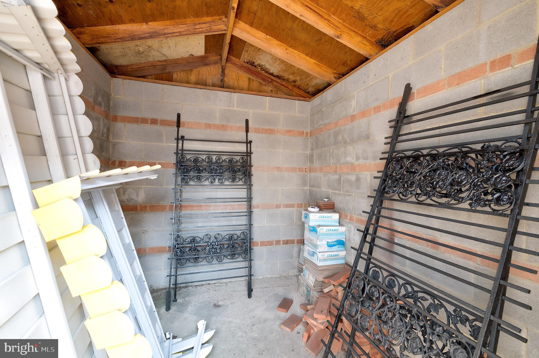 4220 FORT DUPONT STREET SE