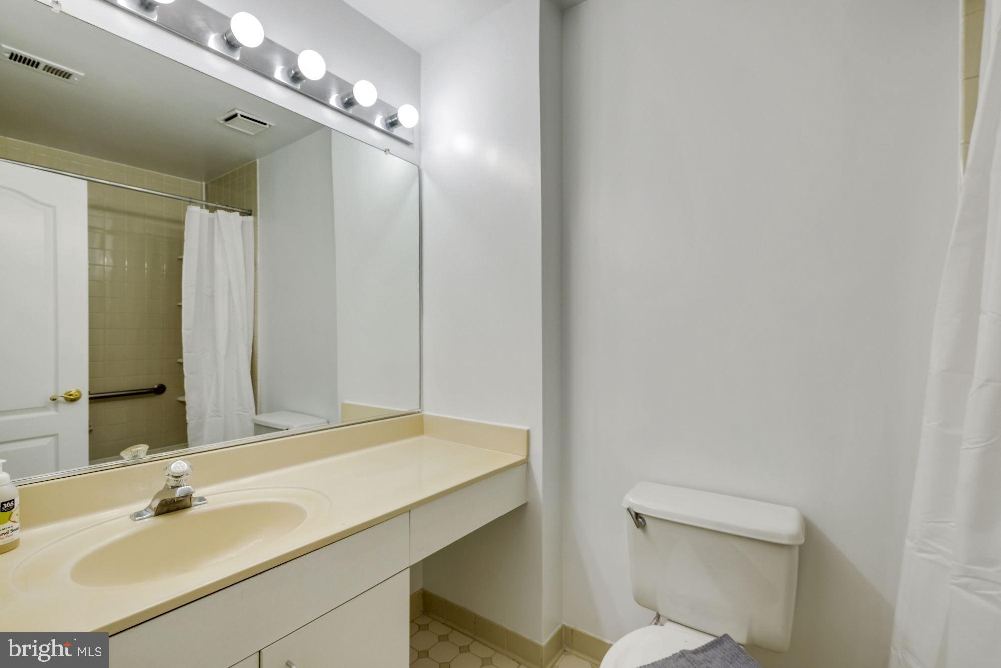 4046 CHANCERY COURT NW