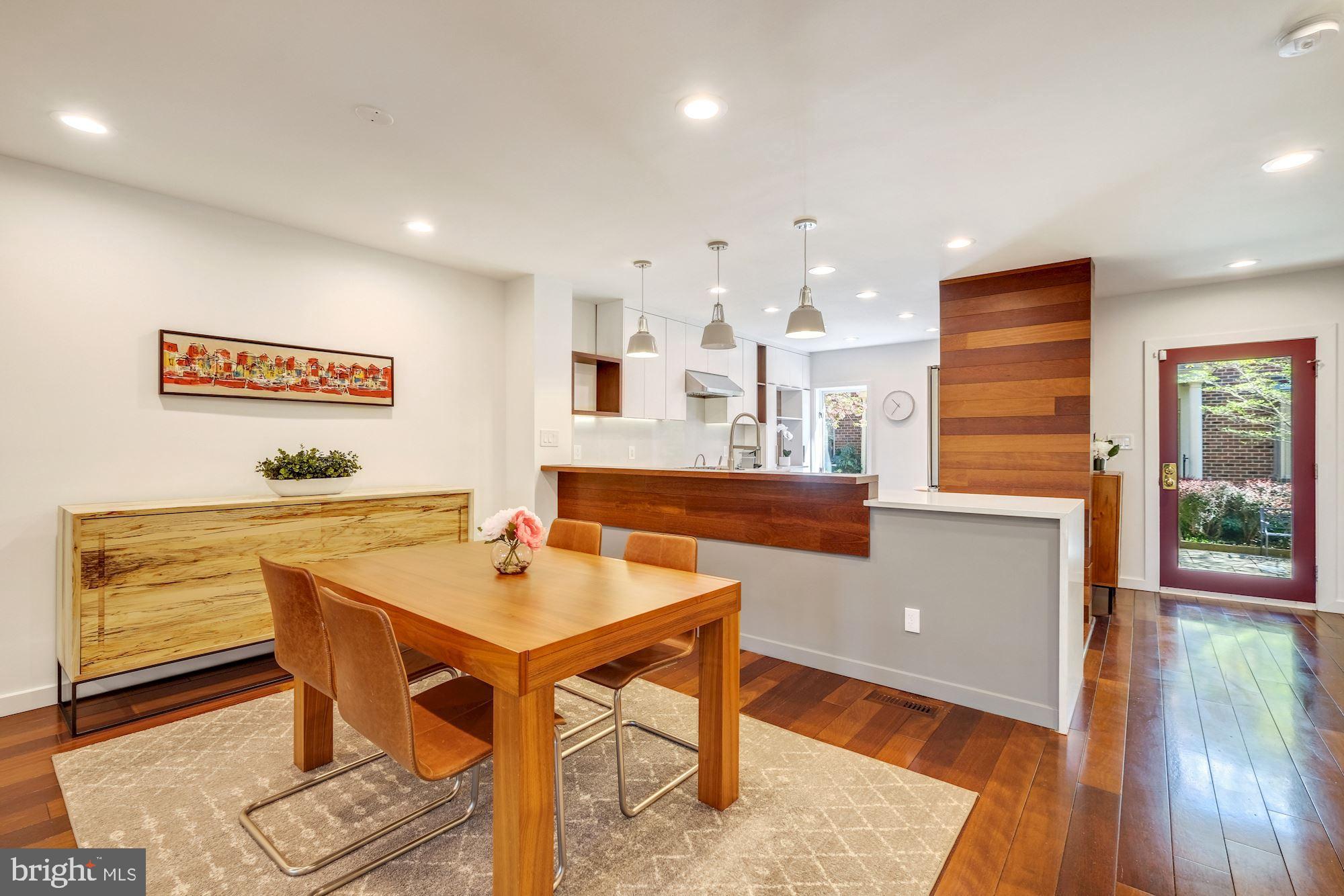 4046 CHANCERY COURT NW