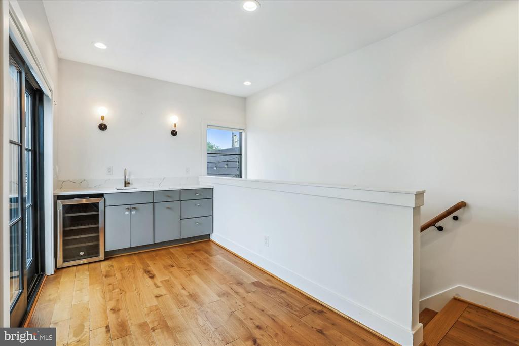 1844 3RD STREET NW 303