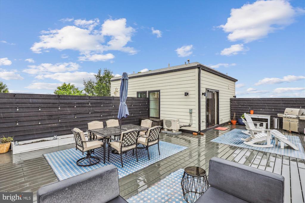 1844 3RD STREET NW 303