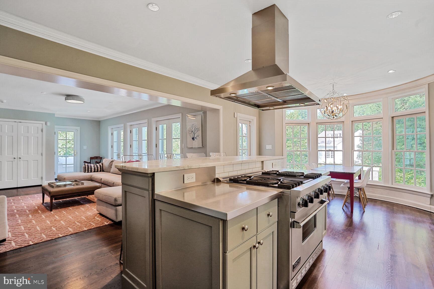 5053 SEDGWICK STREET NW