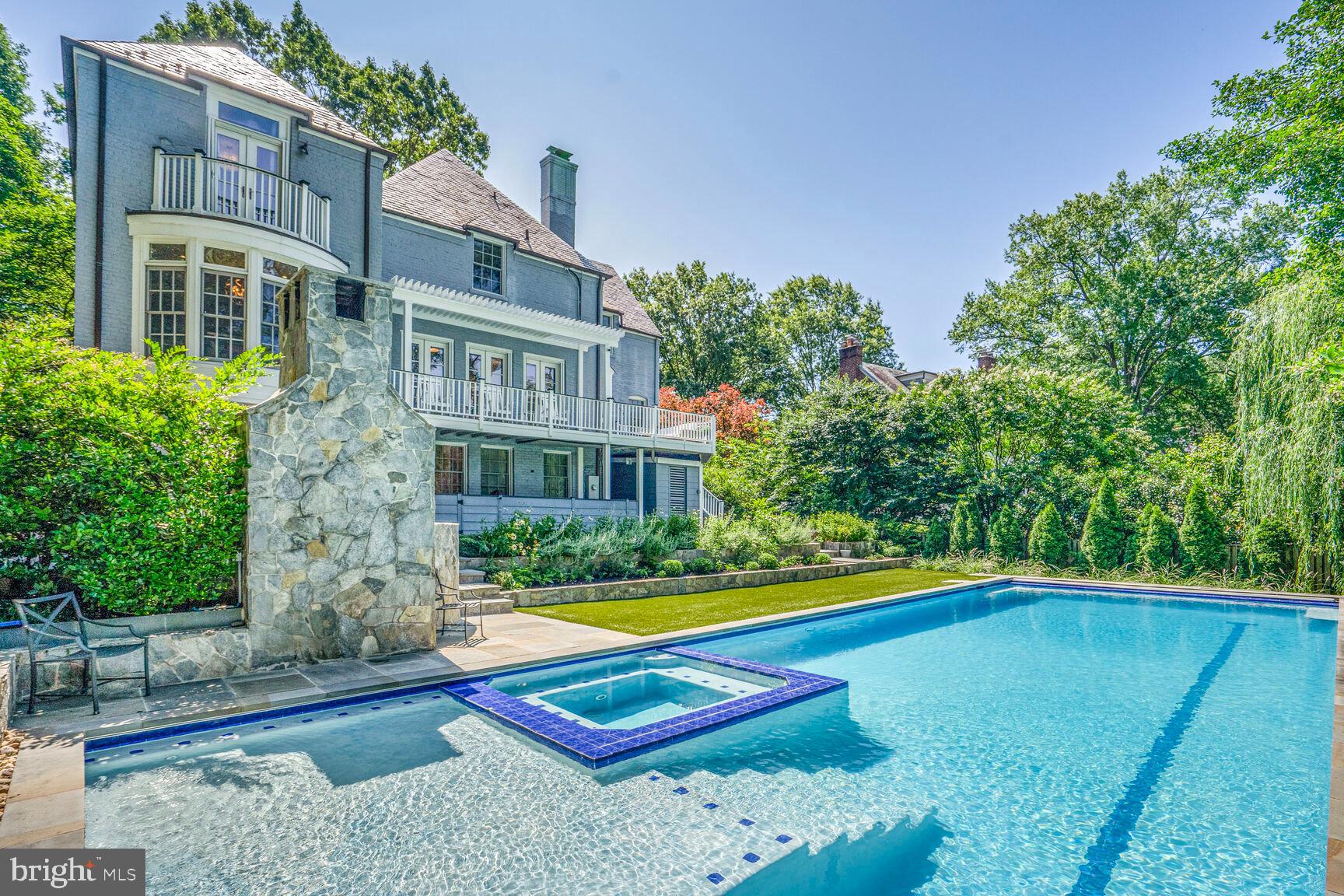 5053 SEDGWICK STREET NW