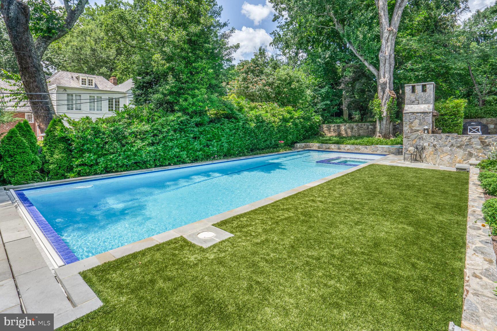 5053 SEDGWICK STREET NW