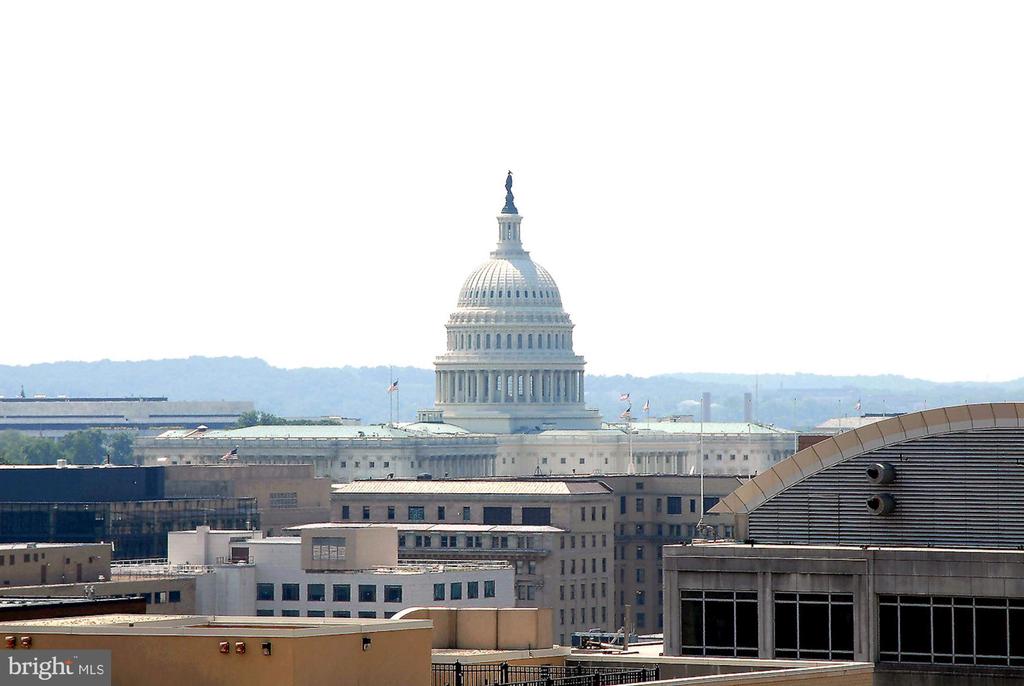 400 MASSACHUSETTS AVENUE NW 221
