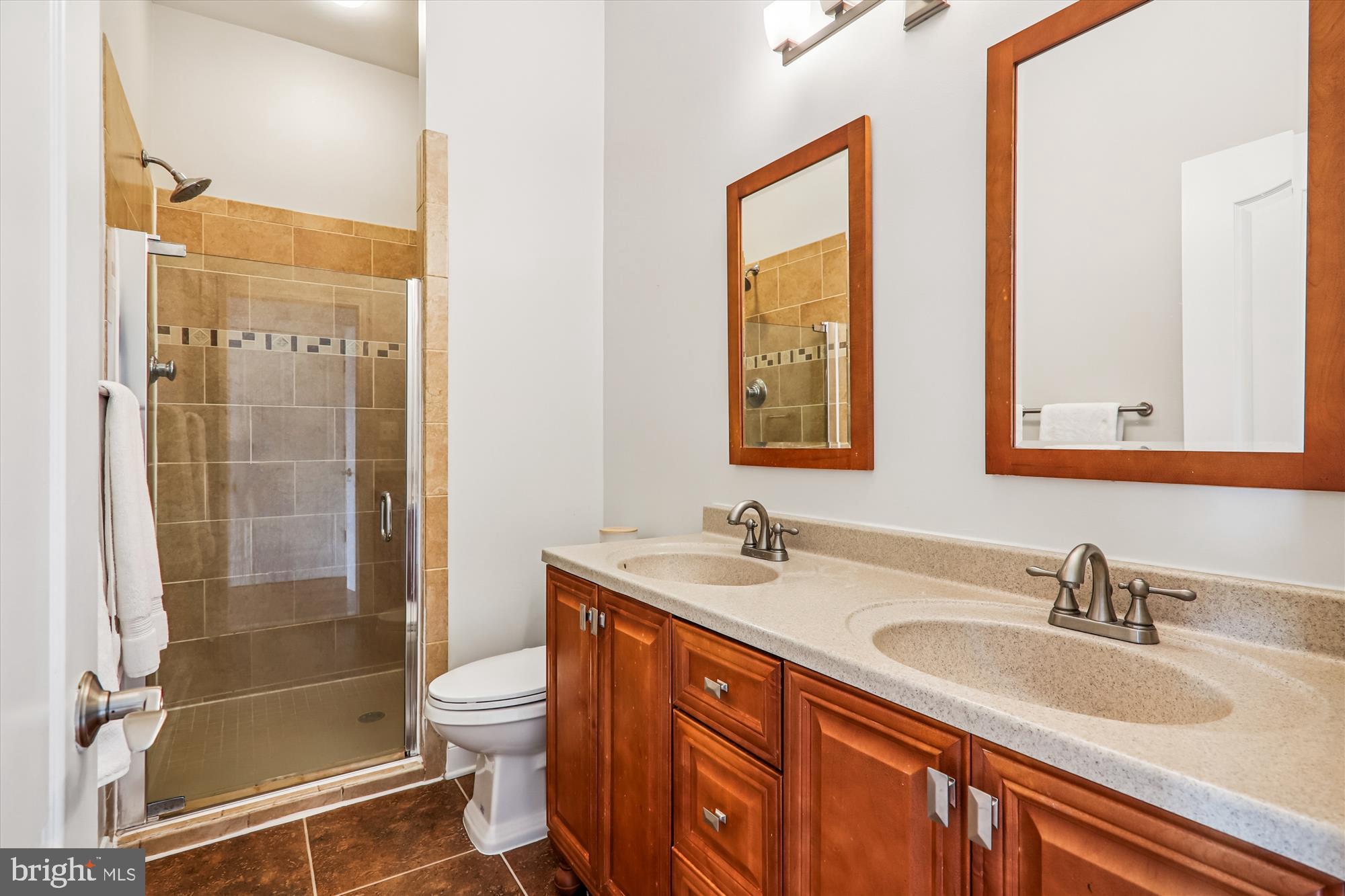 1423 CLIFTON STREET NW 4