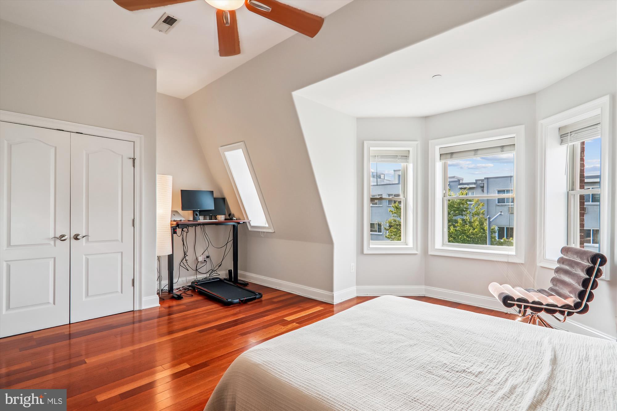 1423 CLIFTON STREET NW 4