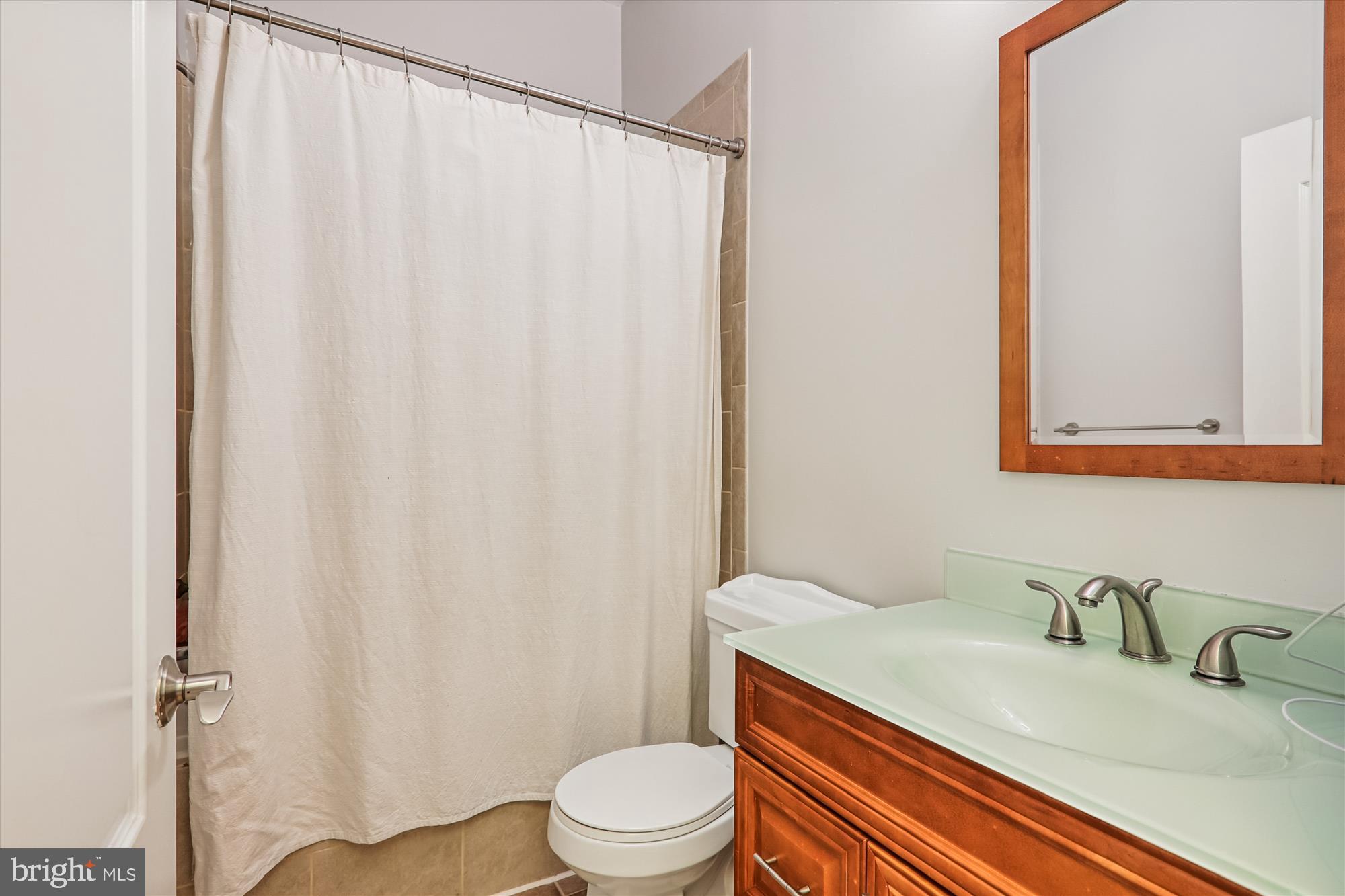 1423 CLIFTON STREET NW 4