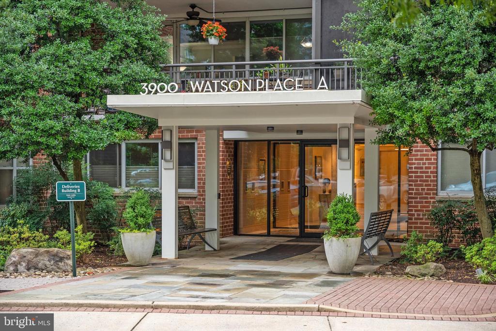 3900 WATSON PLACE NW 3F-A