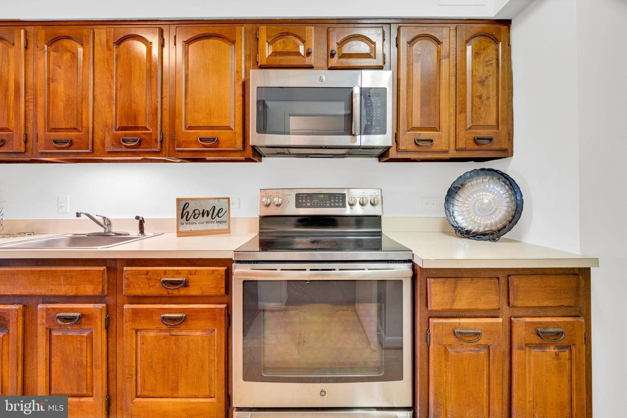 1001 26TH STREET NW 607