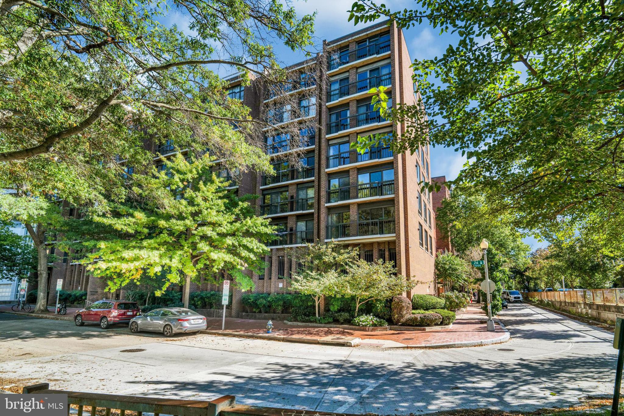 1001 26TH STREET NW 607