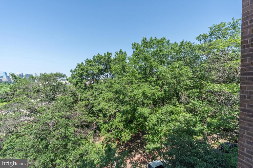 1001 26TH STREET NW 607