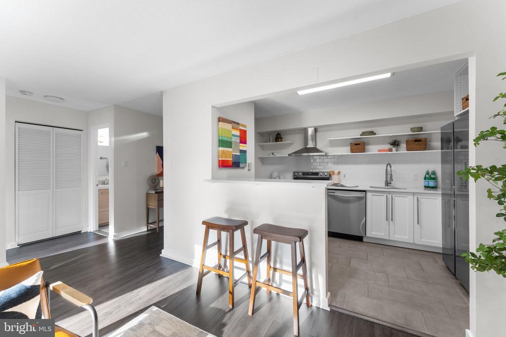 2141 P STREET NW 306
