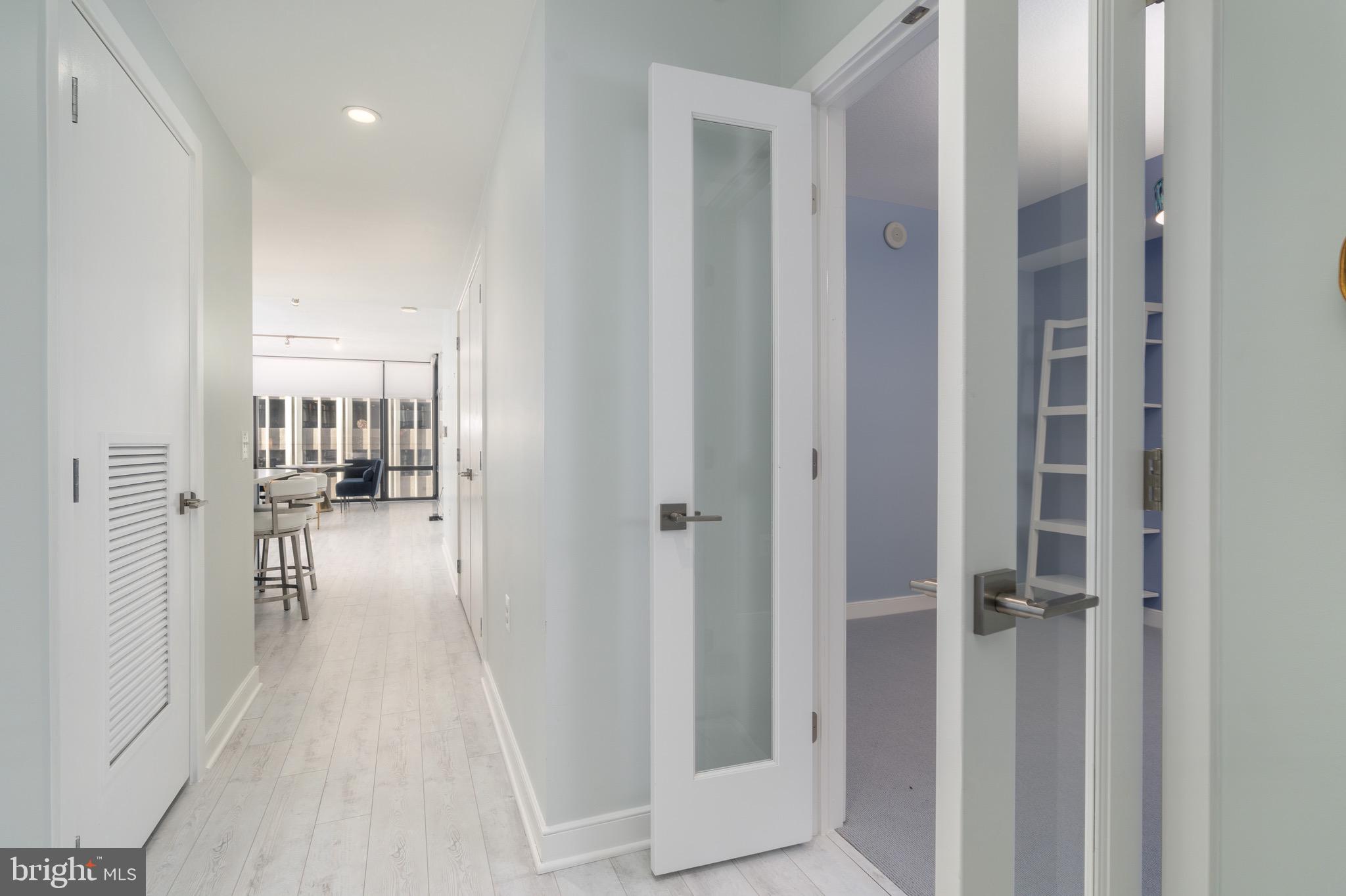 1010 MASSACHUSETTS AVENUE NW 607