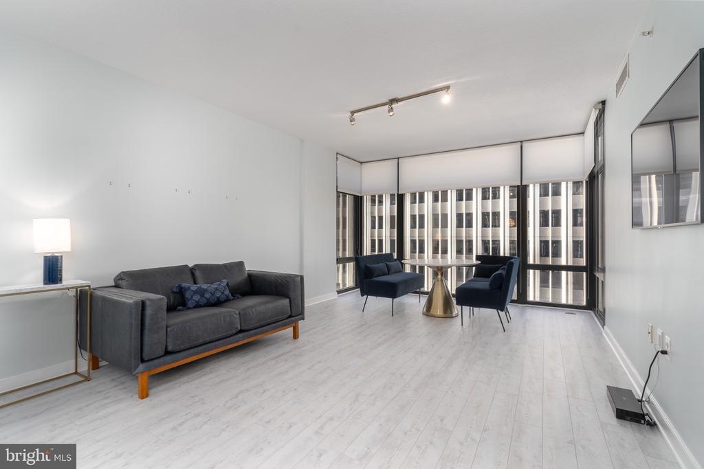 1010 MASSACHUSETTS AVENUE NW 607