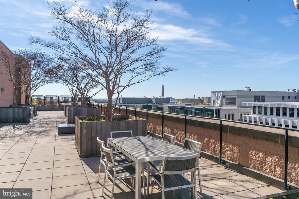 1010 MASSACHUSETTS AVENUE NW 607