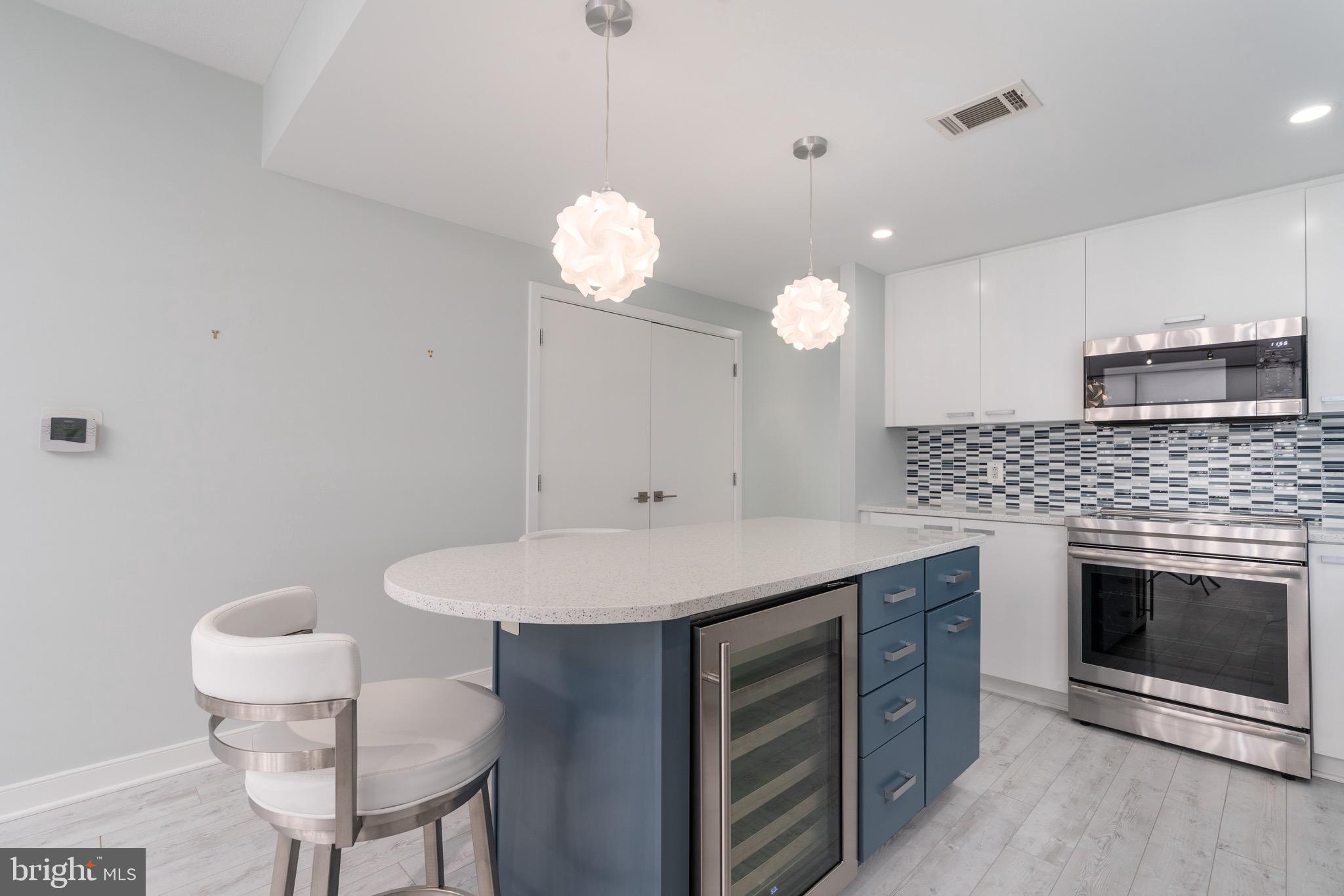 1010 MASSACHUSETTS AVENUE NW 607