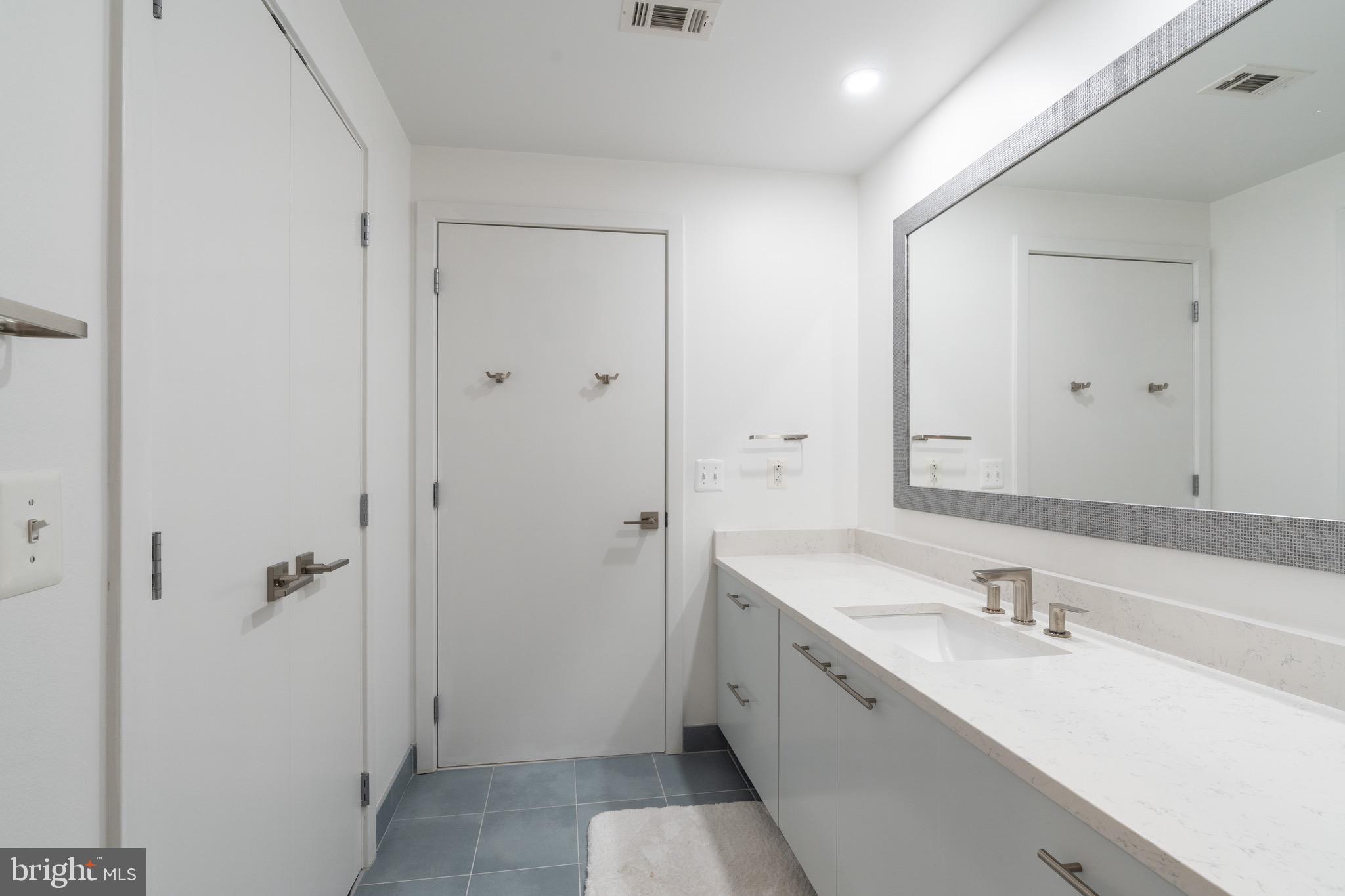 1010 MASSACHUSETTS AVENUE NW 607