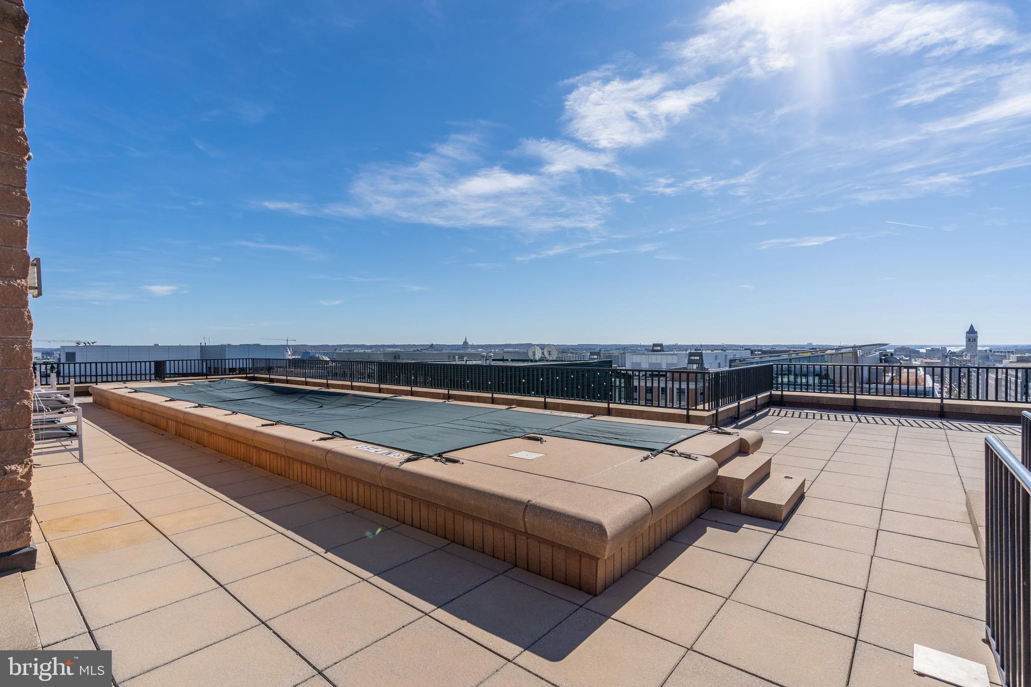 1010 MASSACHUSETTS AVENUE NW 607