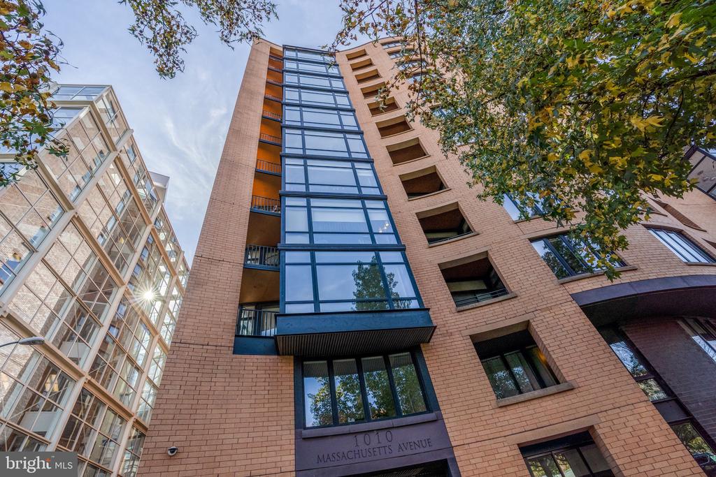 1010 MASSACHUSETTS AVENUE NW 607