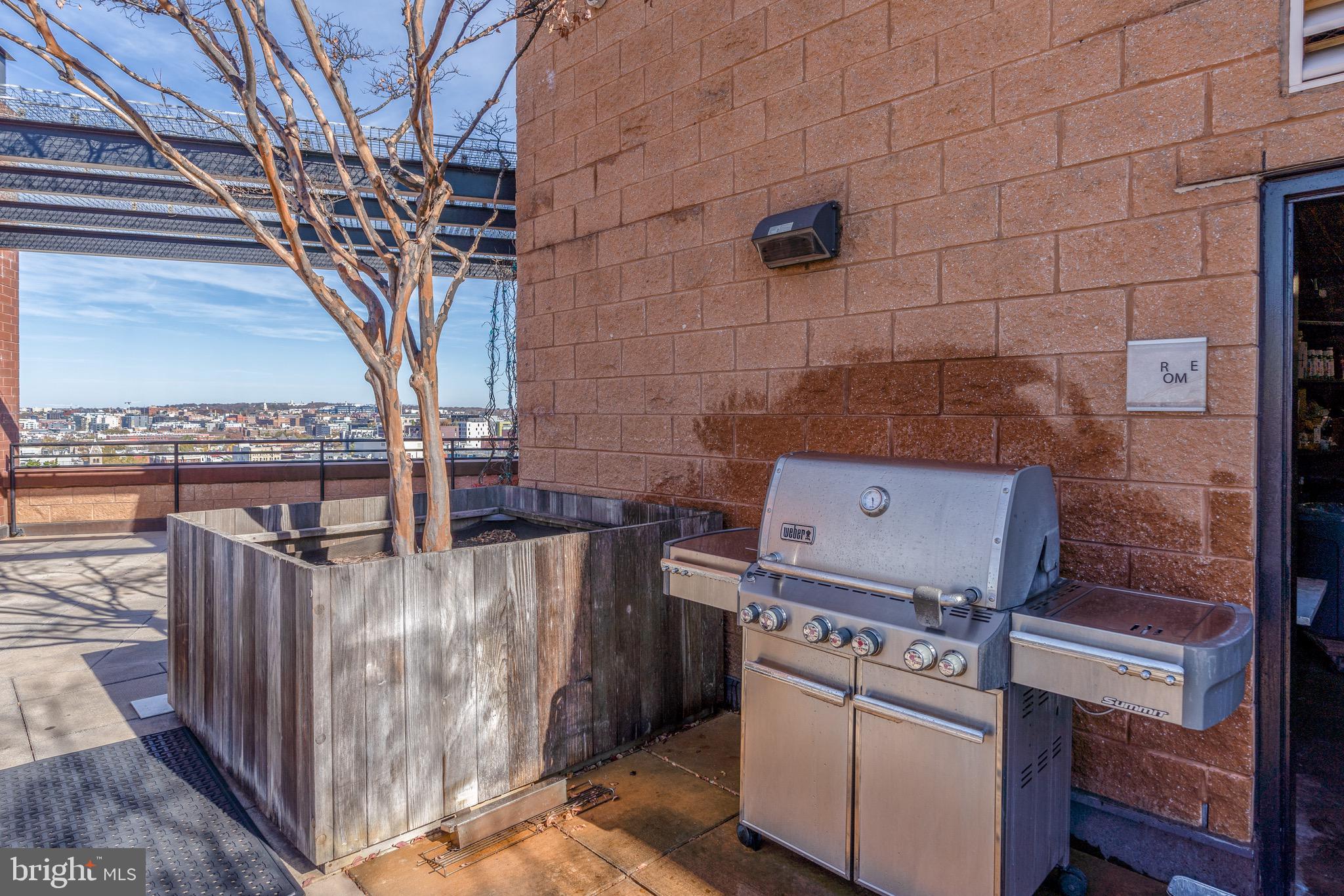 1010 MASSACHUSETTS AVENUE NW 607