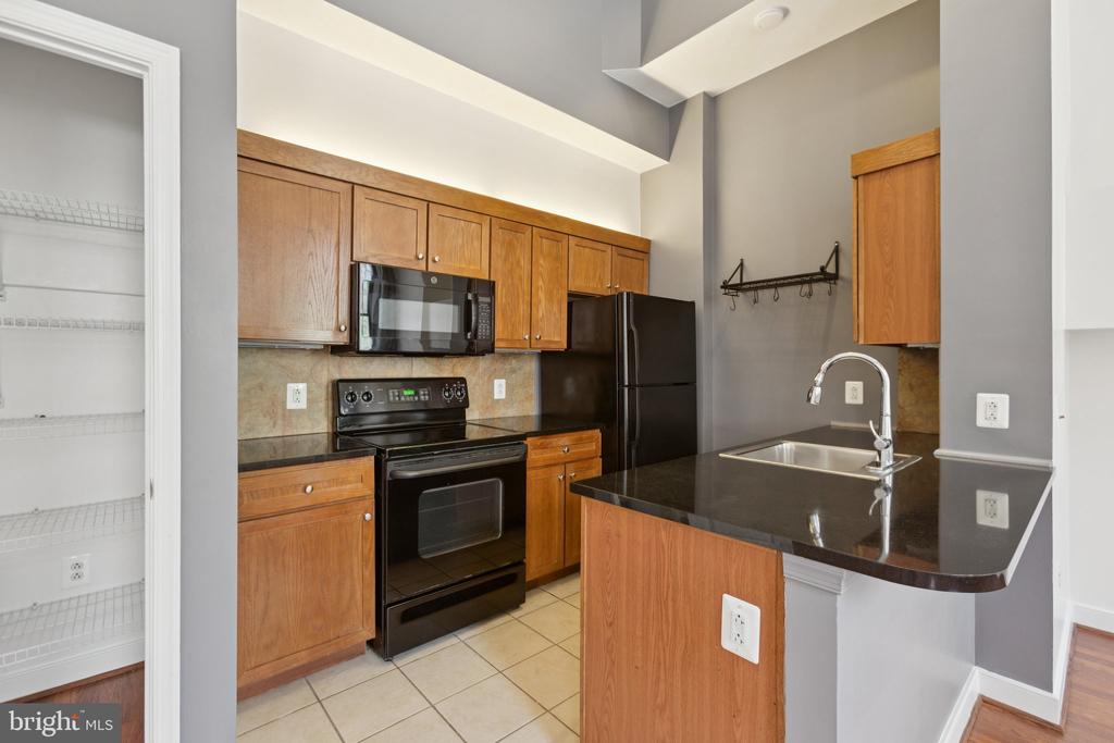 616 E STREET NW 217