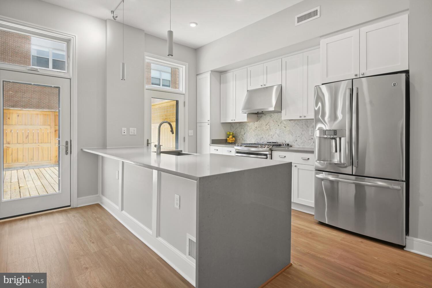 3335 IDAHO AVENUE NW