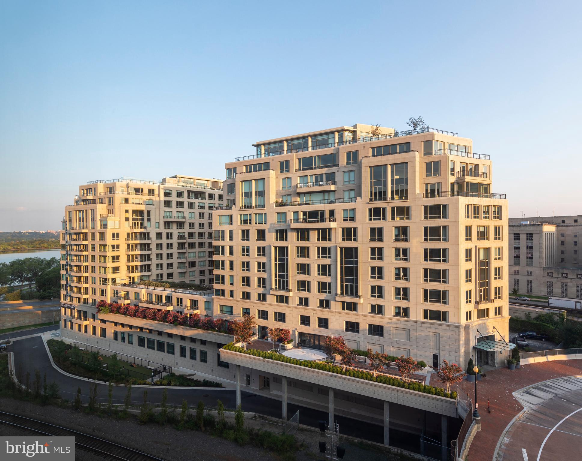 1331 MARYLAND AVE SW PH05