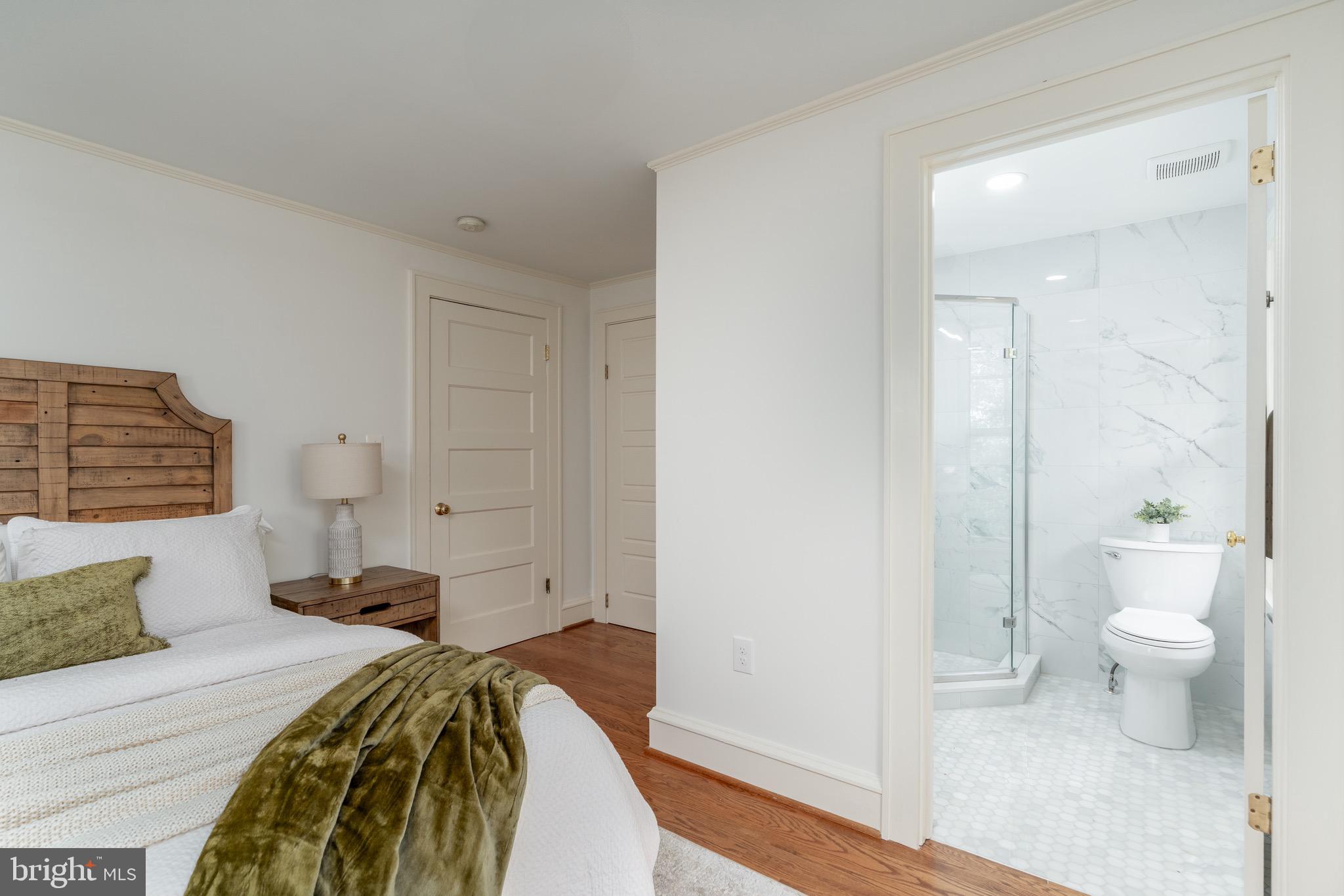 3819 1/2 WOODLEY ROAD NW