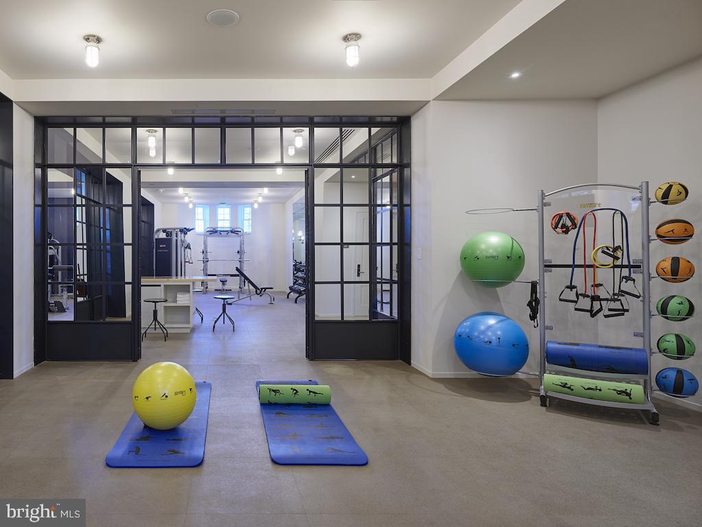 2660 CONNECTICUT AVENUE NW 3C