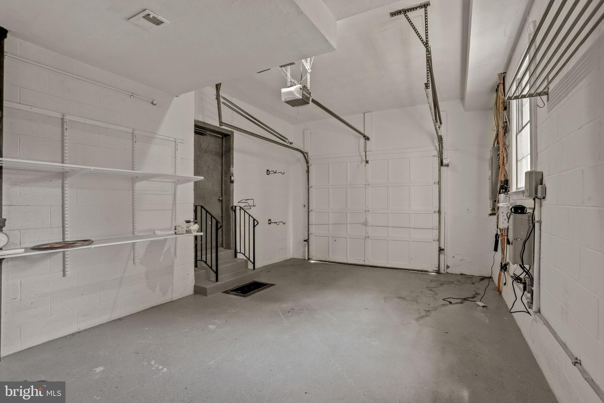 4925 WEAVER TERRACE NW