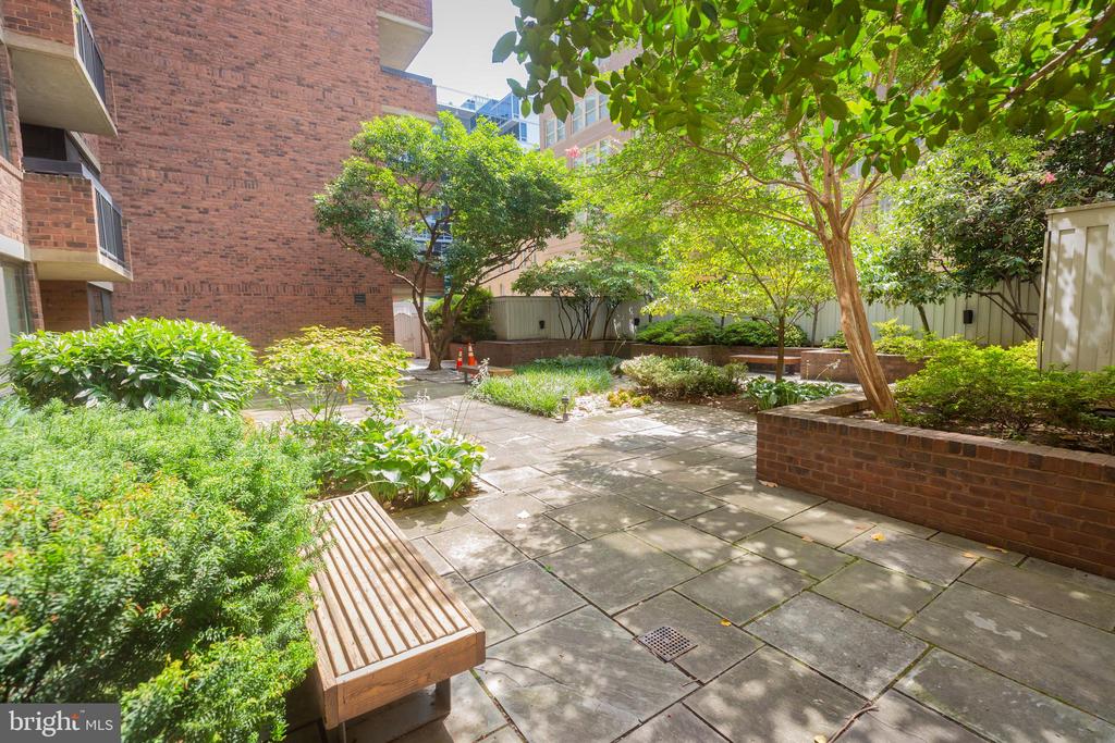 1140 23RD STREET NW 1003