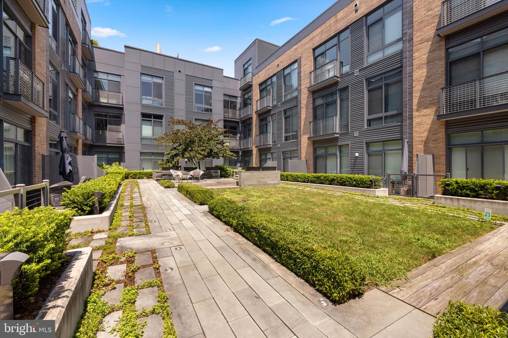 525 WATER STREET SW 316