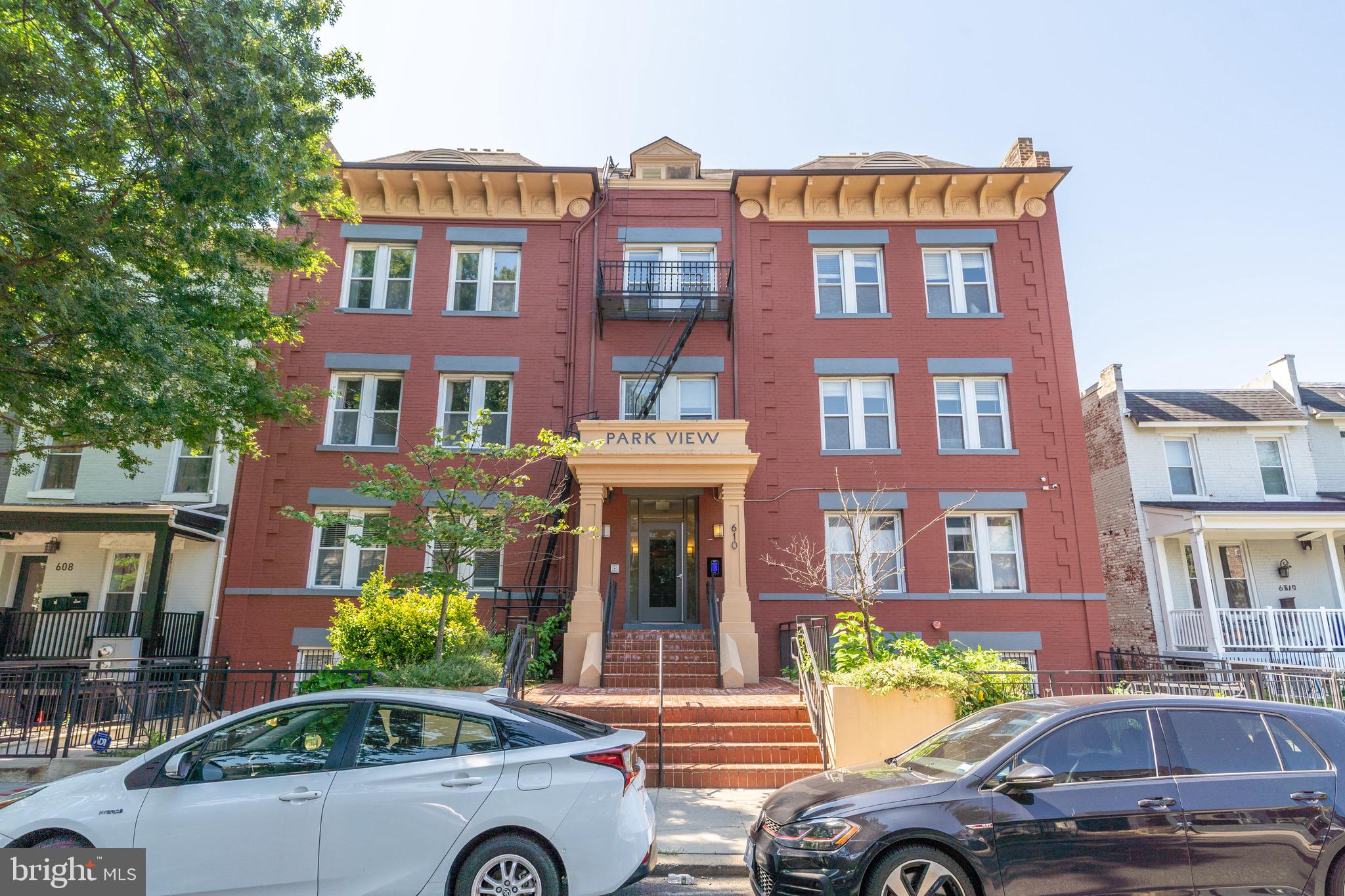 610 IRVING STREET NW 206