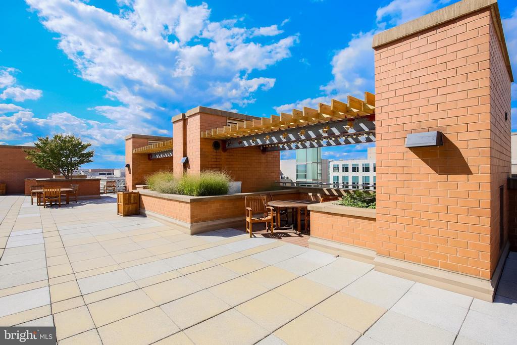616 E STREET NW 451