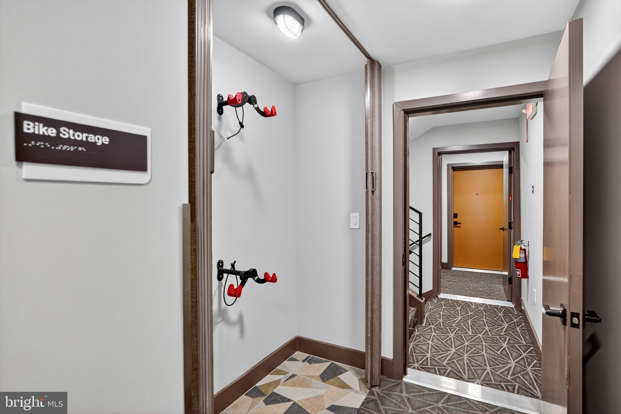 2440 ONTARIO ROAD NW 9