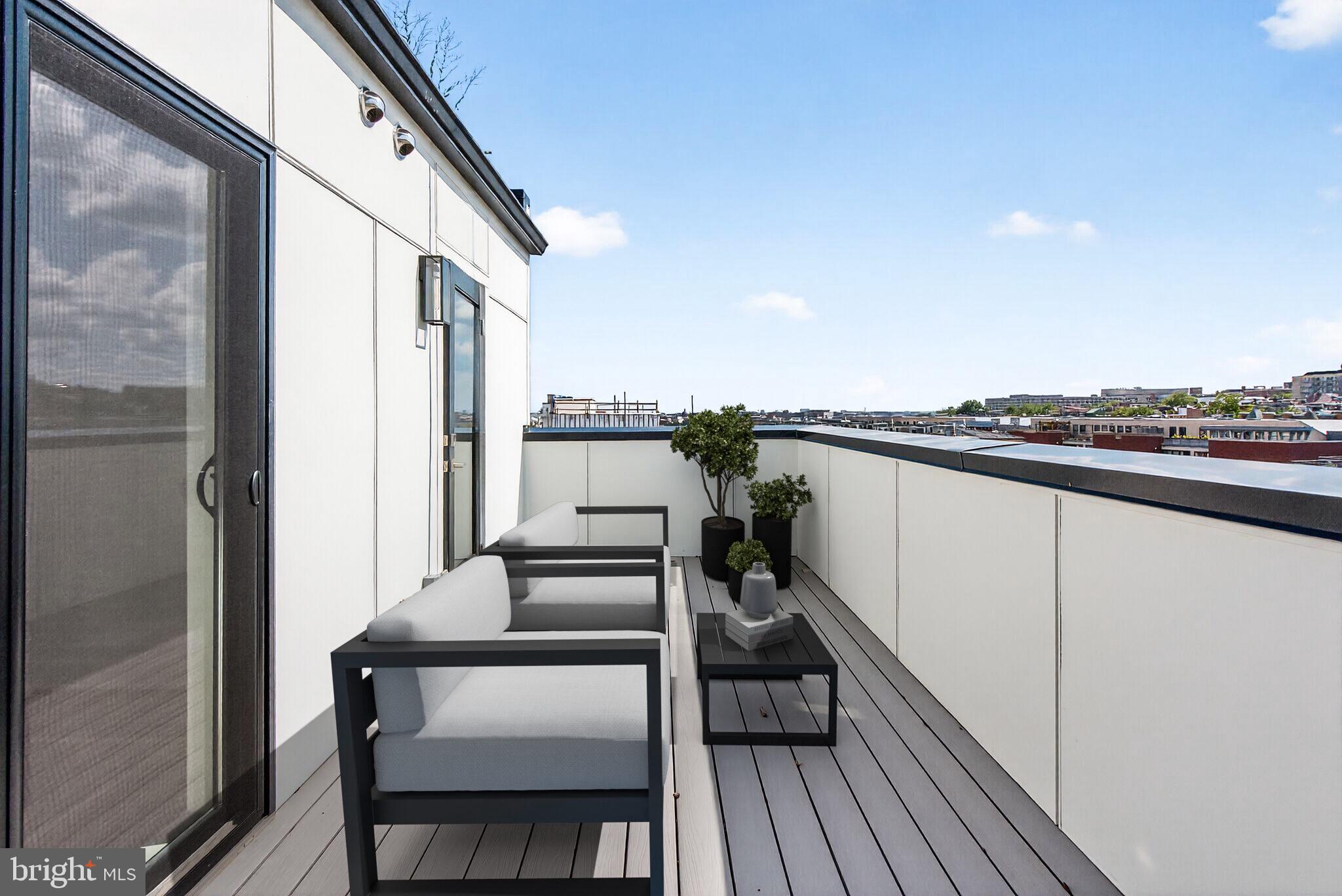 2440 ONTARIO ROAD NW 9