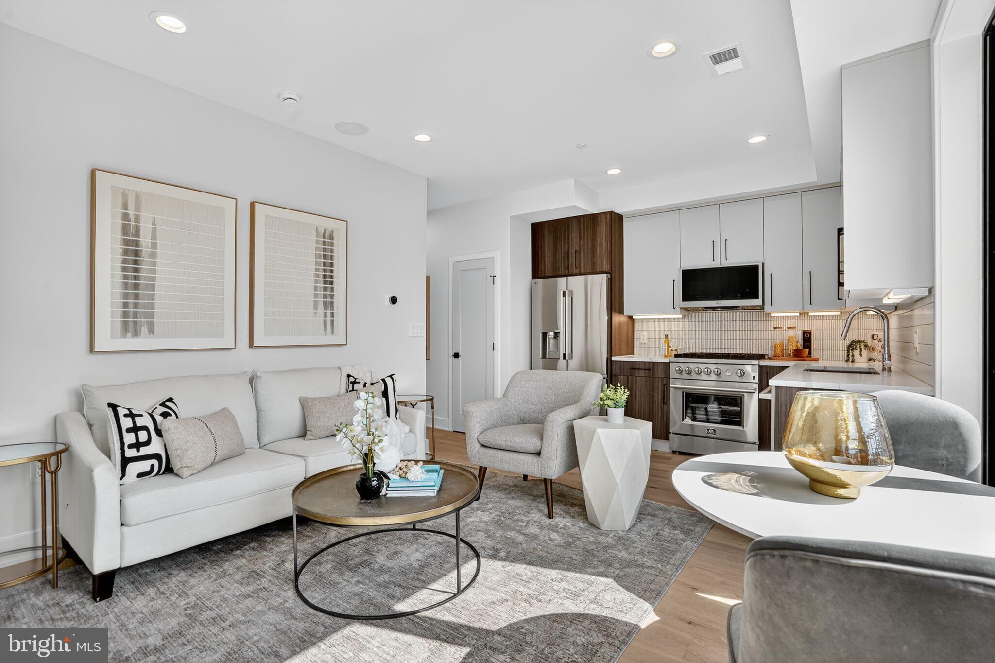 2440 ONTARIO ROAD NW 9