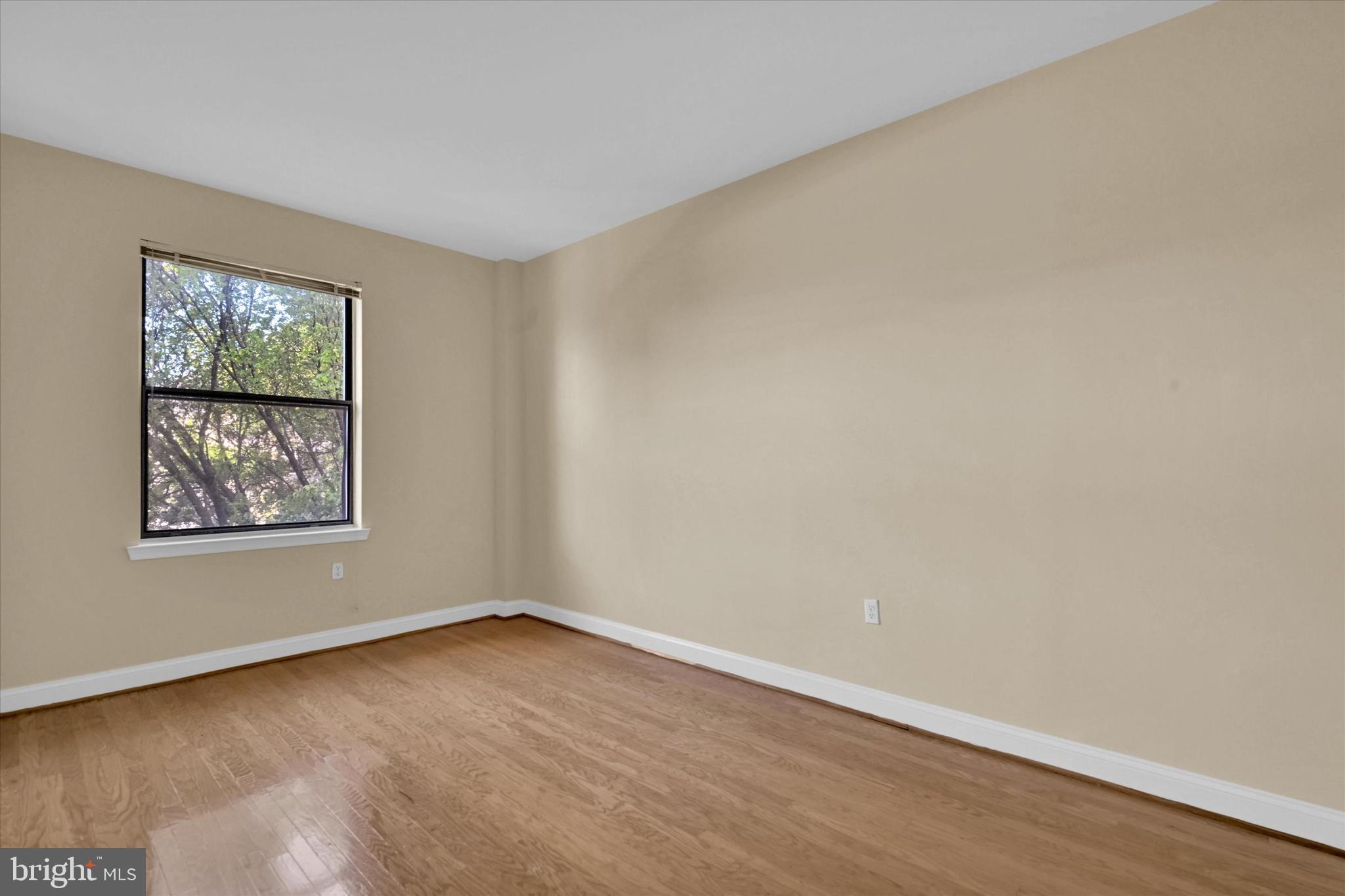 1621 T STREET NW 402