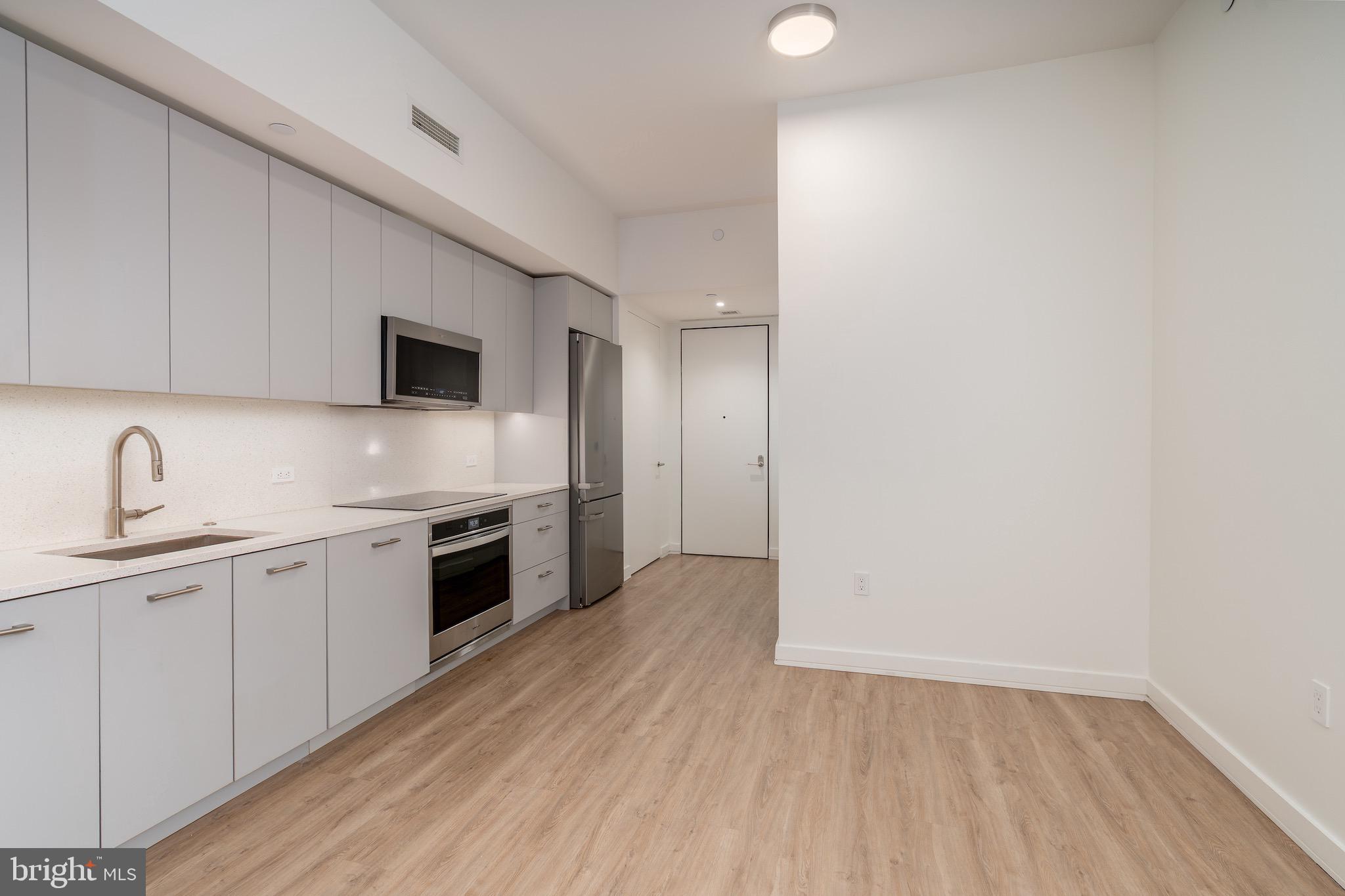 1630 COLUMBIA ROAD NW 105