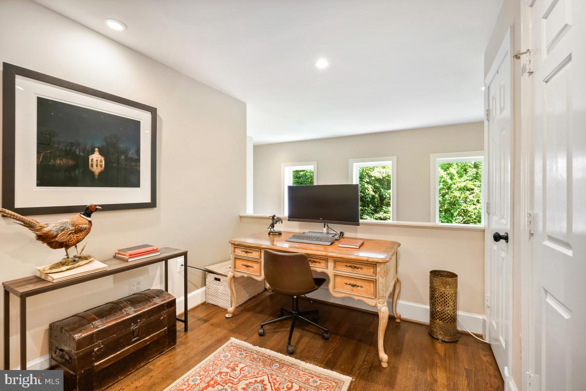 3972 GEORGETOWN COURT NW