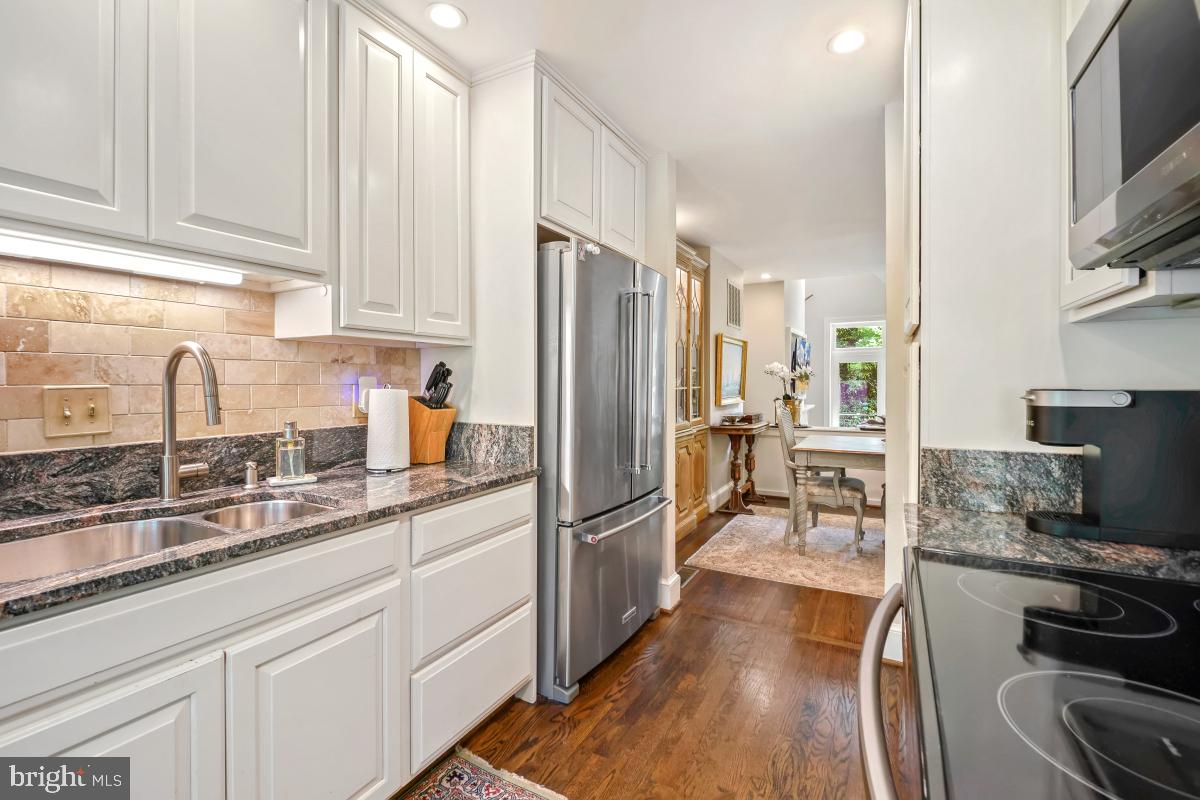 3972 GEORGETOWN COURT NW