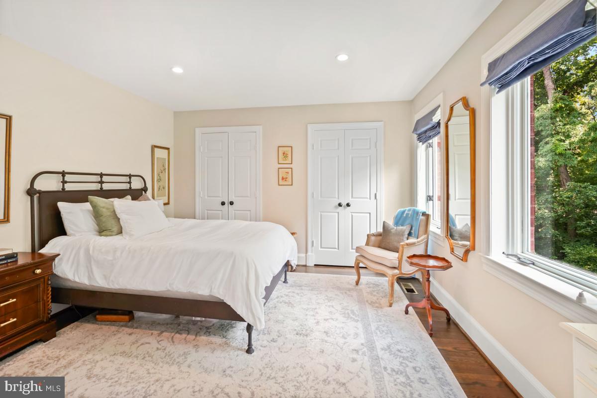 3972 GEORGETOWN COURT NW