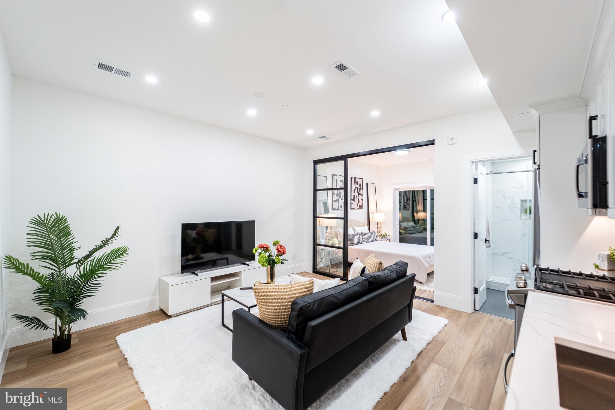 1714 EUCLID STREET NW 2