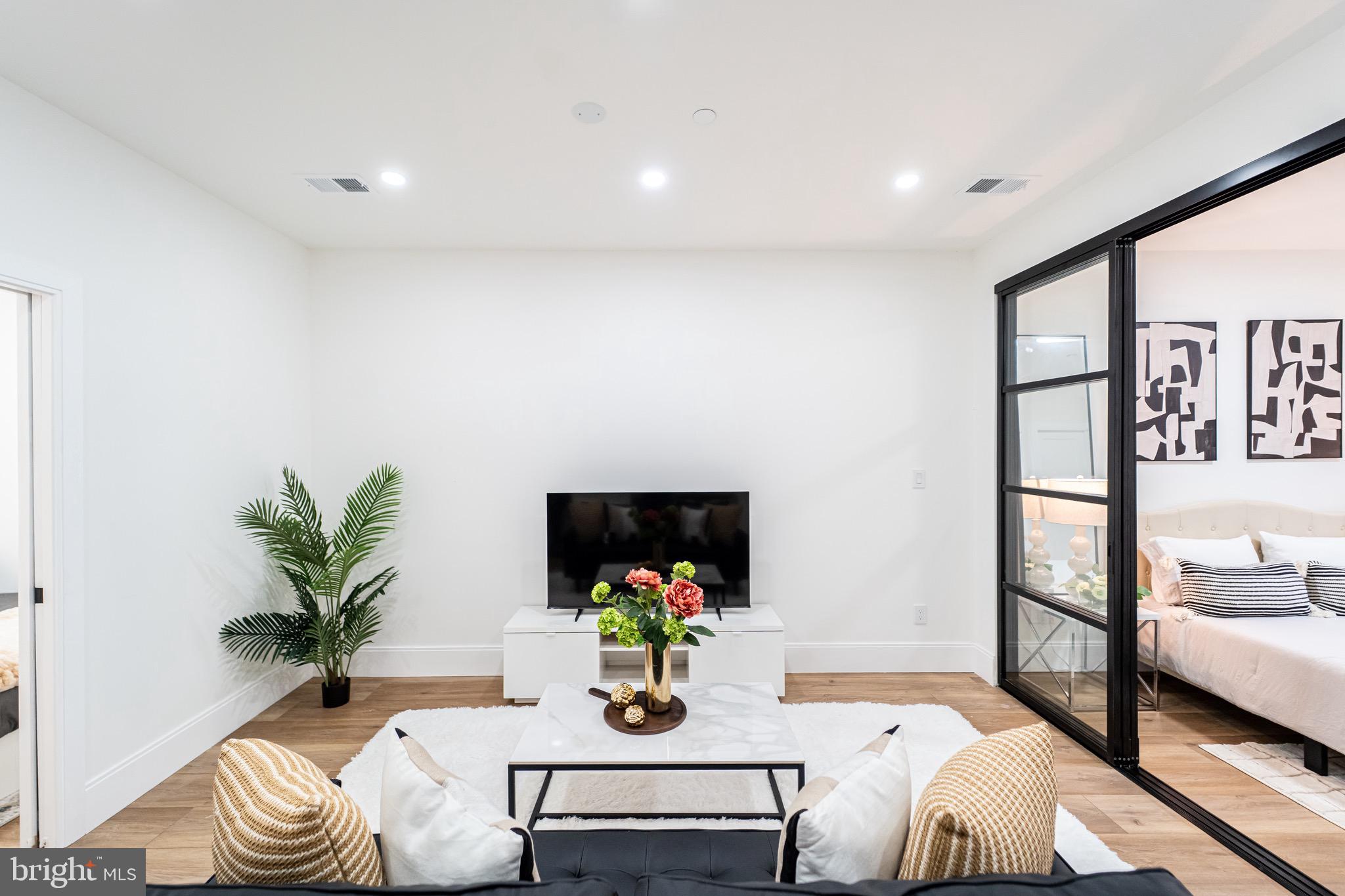 1714 EUCLID STREET NW 2