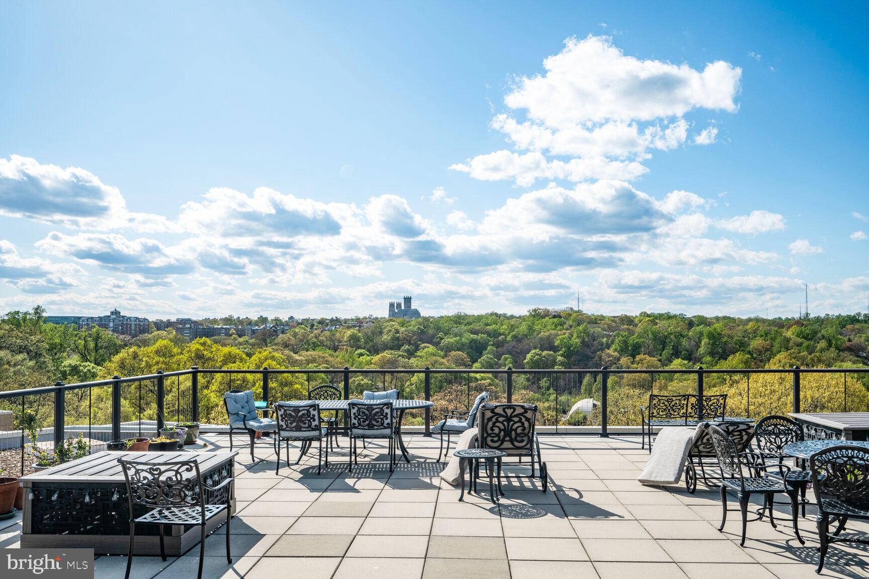 1801 CLYDESDALE PLACE NW 407