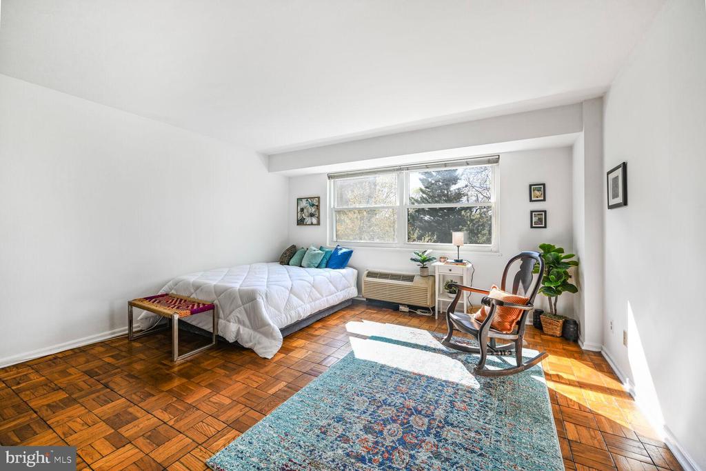 1801 CLYDESDALE PLACE NW 407