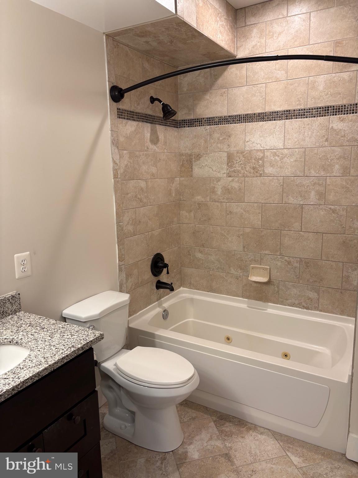 4004 EDMUNDS STREET NW 7