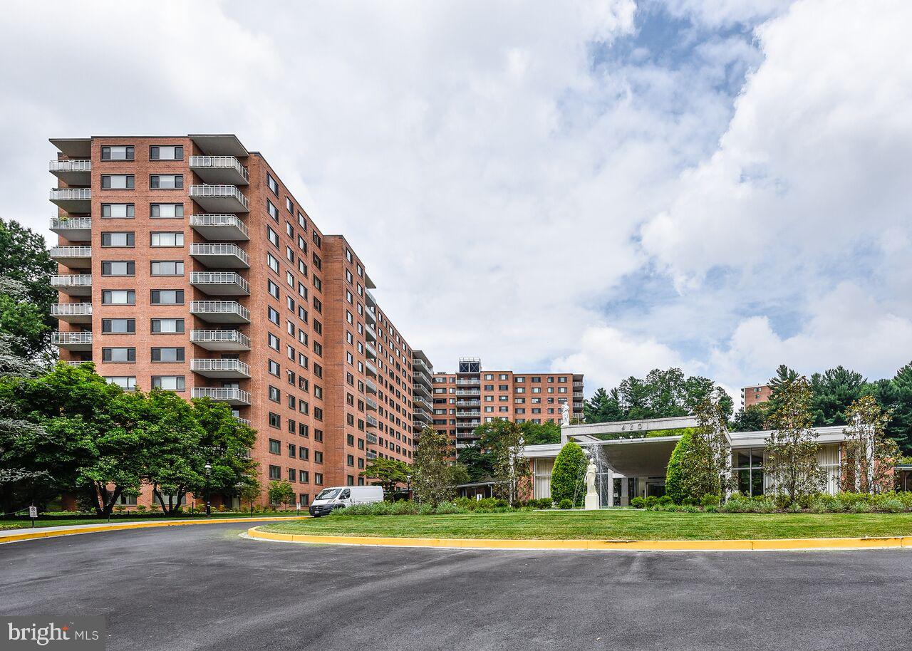 4201 CATHEDRAL AVENUE NW 619W