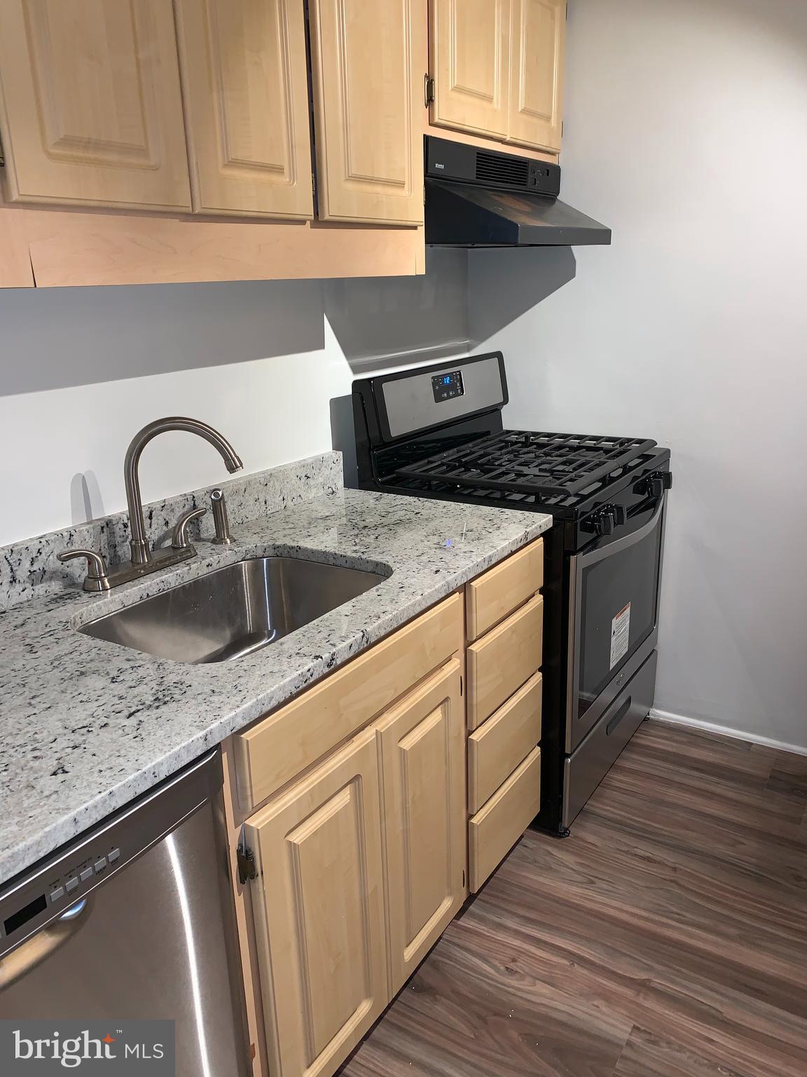 4201 CATHEDRAL AVENUE NW 619W